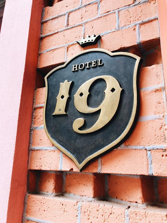 Hotel 19 Harkov Kültér fotó