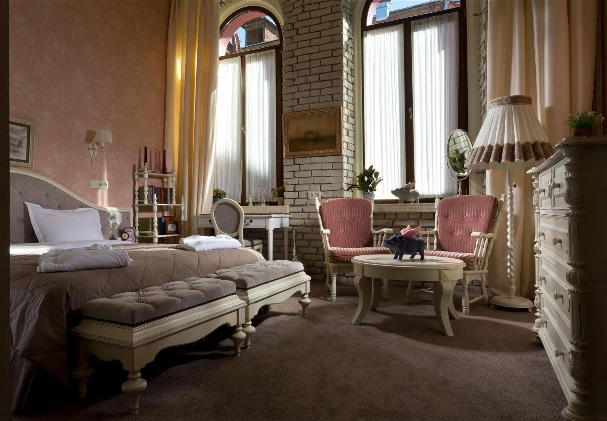 Hotel 19 Harkov Kültér fotó